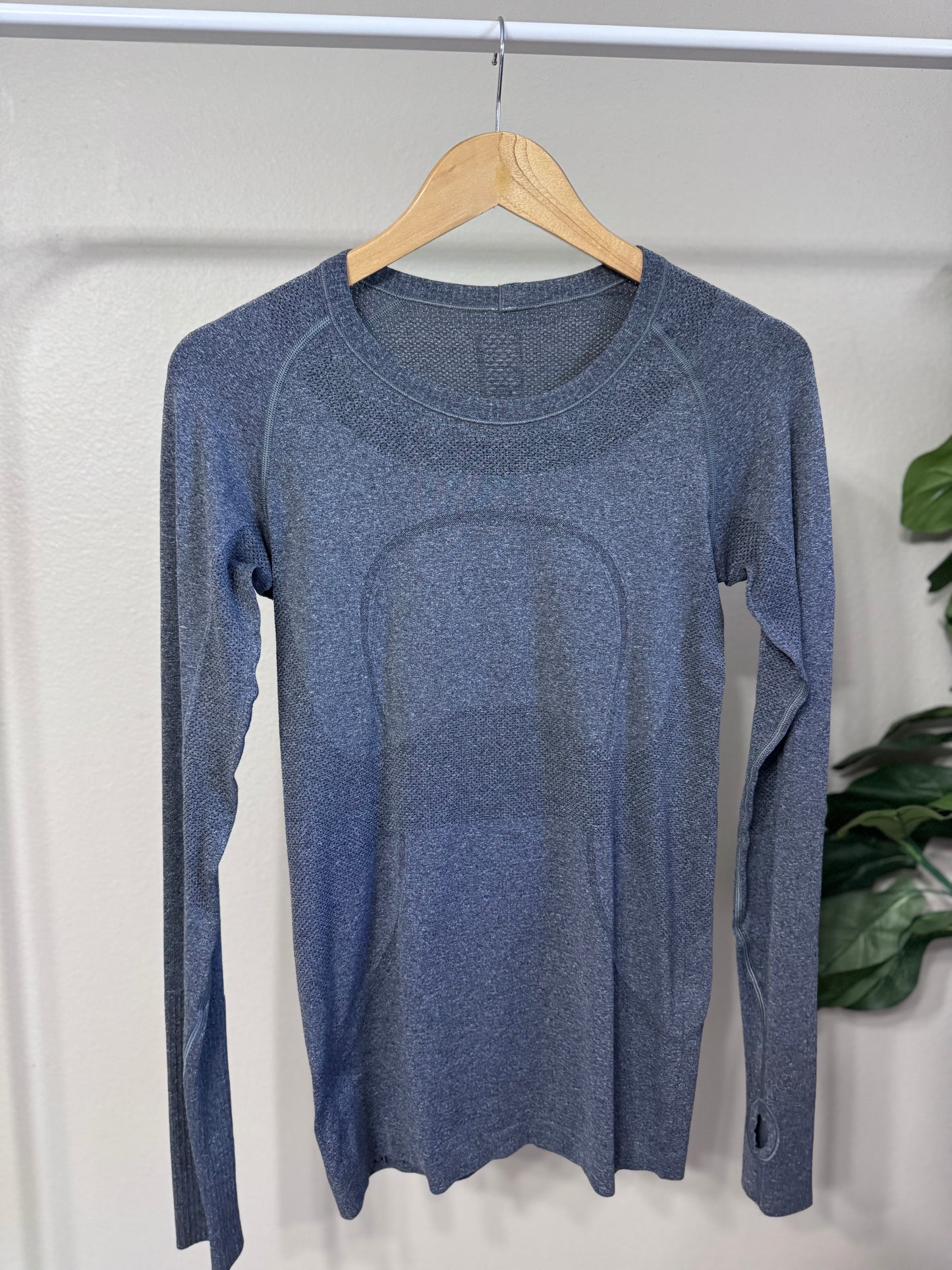 Swiftly long sleeve grey size 6