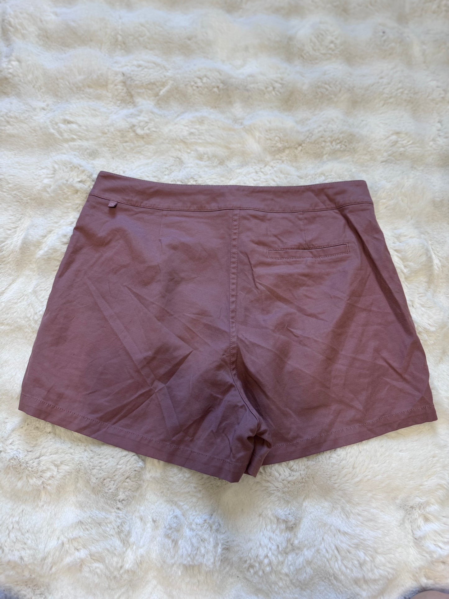 This instant shorts high rise 3.5” size 8