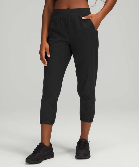 Adapted State Jogger Cropped Black